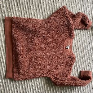 target maroon sherpa size medium